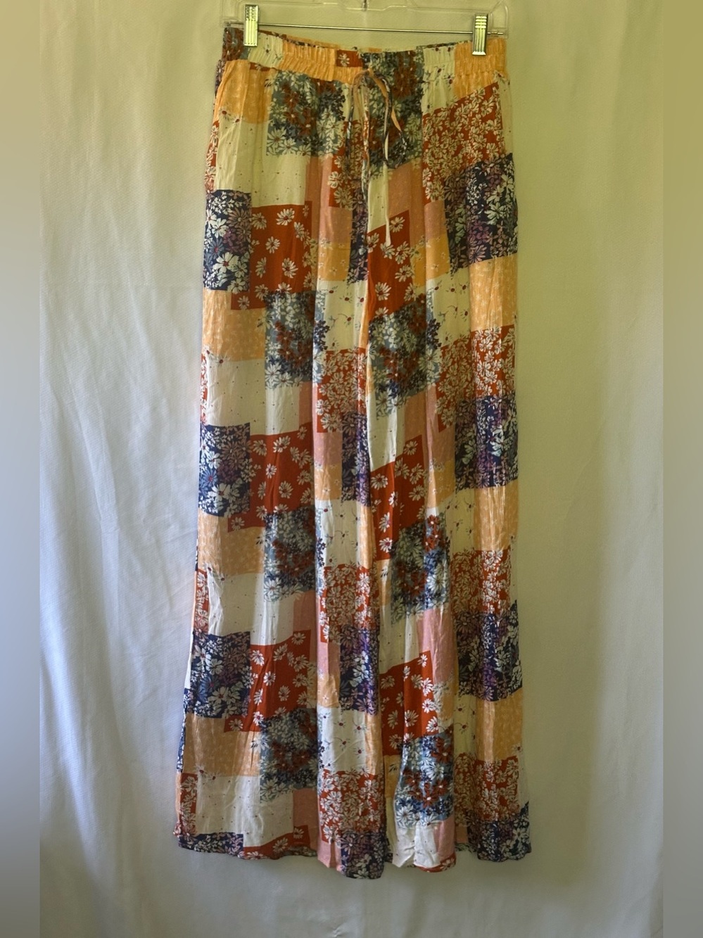 In February Patchwork Floral Wide Leg Palazzo Pants Boho Lounge Medium NWT